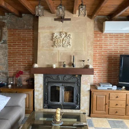 Casa Rural Neira Almenara de Tormes Eksteriør billede