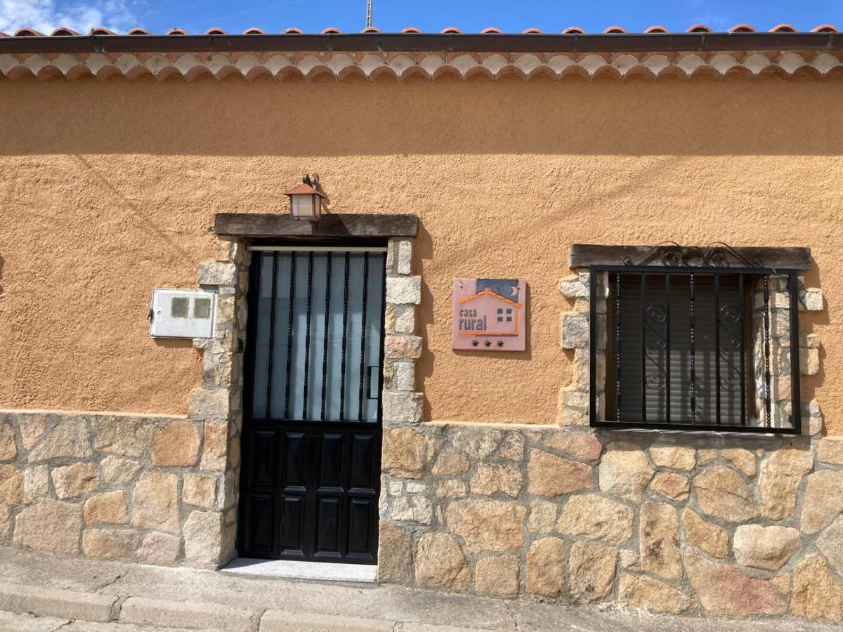 Casa Rural Neira Almenara de Tormes Eksteriør billede