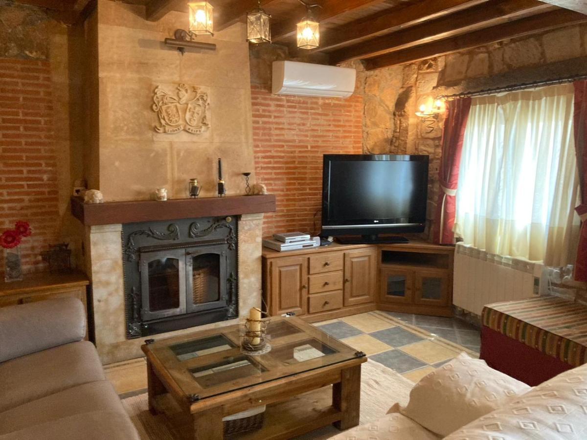 Casa Rural Neira Almenara de Tormes Eksteriør billede